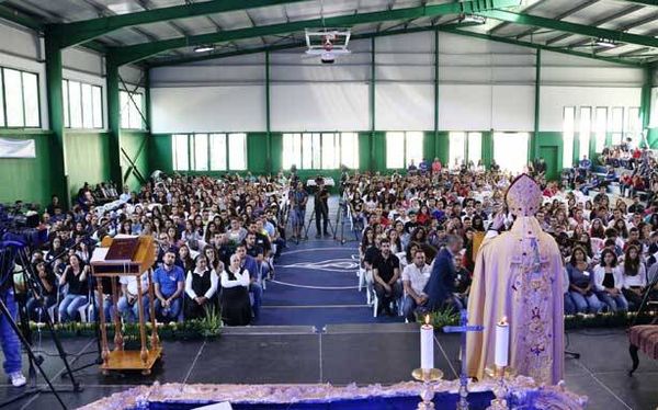 لقاء لشبيبة أبرشيّة بيروت برعاية مطر