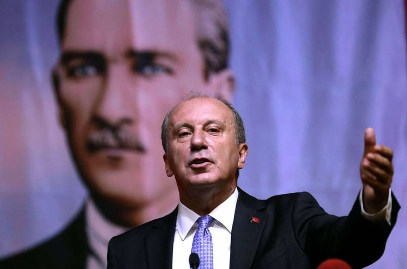 قبل 3 أيام من الانتخابات... إنسحاب منافس لأردوغان من السباق