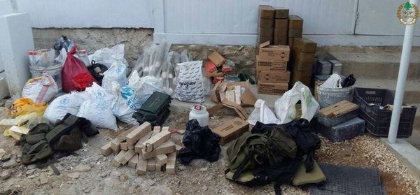 الجيش: دهم في الشراونة وتل أبيض وضبط كميات من الأسلحة