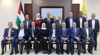 حركة "فتح" تنتخب حسين الشيخ نائباً لرئيسها محمود عباس