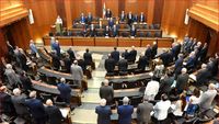 من 3 إلى 5 آلاف دولار.. زيادة رواتب النواب تثير جدلاً واسعاً