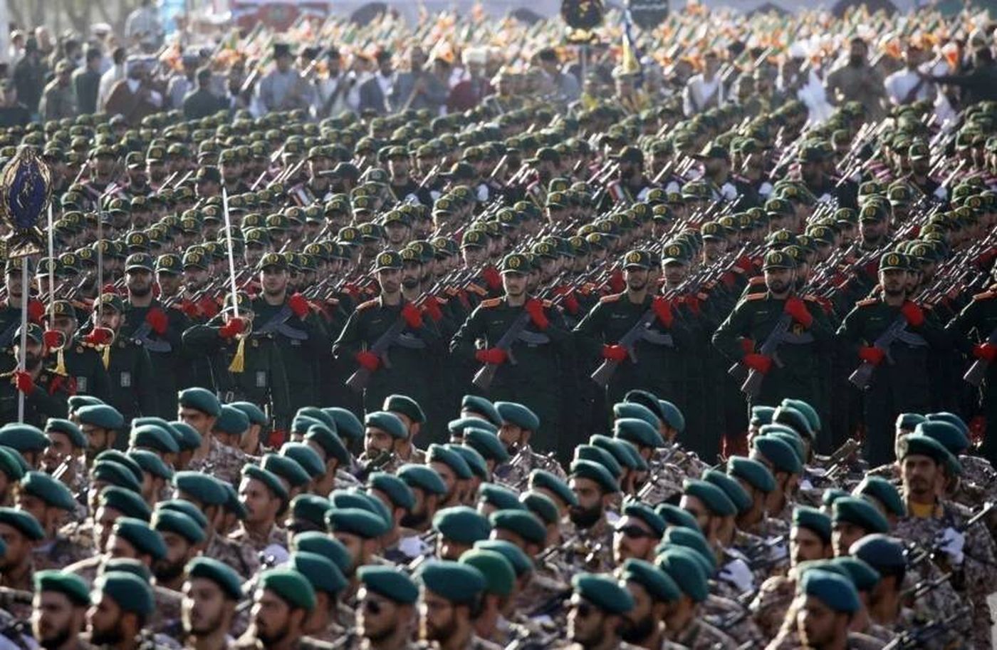 القوات المسلحة الإيرانية: سنواجه أي تهديد ونرد بحزم على أي اعتداء