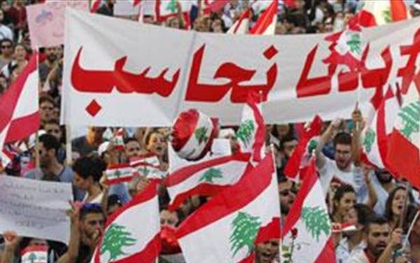 حكومة تكنو ــ سياسيّة من 18 وزيراً مُوزعين بين سياسيين وتكنوقراط وحراك شعبي 
الحريري الرافض إعادة تكليفه وفق شروط سيُستبدل بشخصيّة ماليّة مُقرّبة من العهد