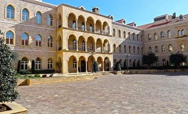 سنّة 8 آذار.. كلٌ يغني على وزارته!