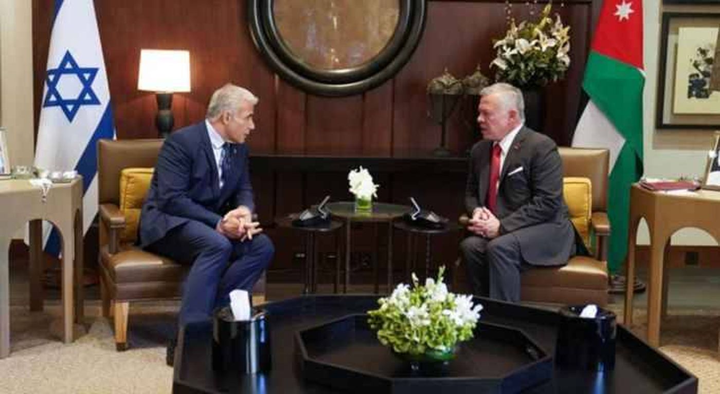 قضايا التجارة والطاقة وسبل التعامل معها بين الملك الأردني ولابيد