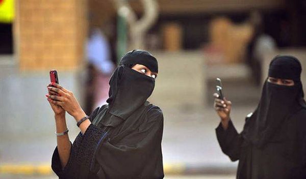 العريفي يحذر الفتيات من سناب تشات