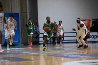 الحكمة يتخطى عقبة هوبس بصعوبة
ويضمن لقب بطل الذهاب