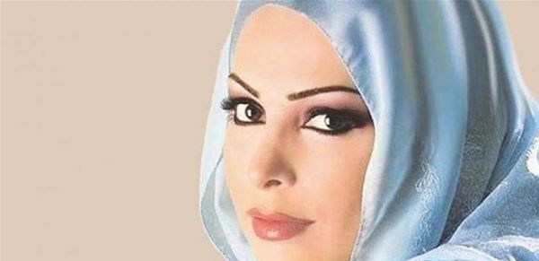 أمل حجازي تطلق أنشودة (فيديو)