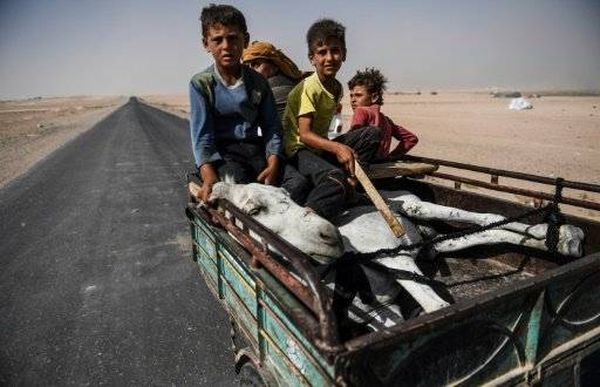 منظمات انسانية تحذر من شح المواد الغذائية في الرقة السورية
