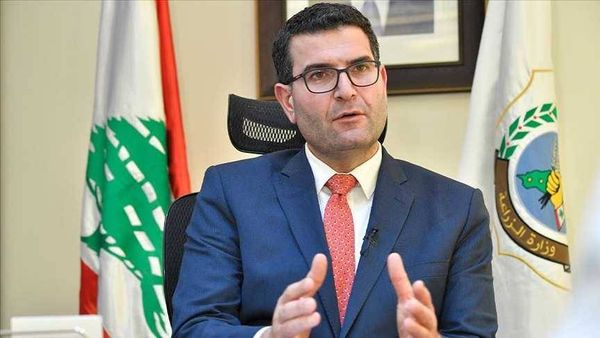 وزير الزراعة كلف الفرق في المصالح الاقليمية
بحملة لضبط الادوية الزراعية الممنوعة