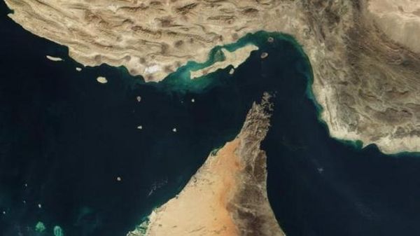 مضيق هرمز شبه مشلول.. حركة السفن تهبط إلى 10% من مستويات ما قبل الحرب