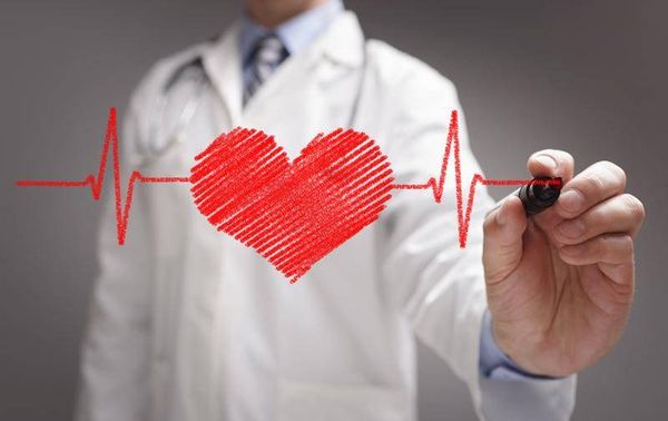 علامات مرض القلب التي قد تشي بحدوث نوبة قلبية