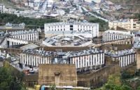 السجون تغلي: اكتظاظ وظلم قضائي وتجاهل للمادة 108 يهدد آلاف السجناء
المحامية برو لـ 