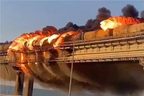 متحدث باسم وزارة الدفاع الأوكرانية يوضح بأنه ليس لأوكرانيا علاقة بتفجير جسر القرم