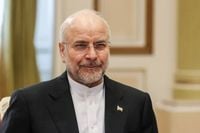 قاليباف يشيد بموقف روسيا والصين من تجديد لجنة العقوبات ضد إيران واستخدامهما حق النقض لإسقاطه