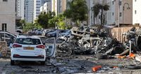 "إسرائيل" تدخل "الخراب الثالث"...
حزب الله يشارك في حرب استنزاف العدو الإسرائيلي... وبايدن يحضر لإنقاذه