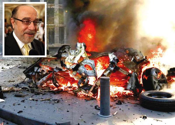 إغتيال رجل العقل والاعتدال الوزير الشهيد محمد شطح ...
«مجلس الدفاع» يجتمع اليوم والحريري والسنيورة يلمّحان إلى حزب الله ...
حزب الله يستنكر الاغتيال ويعتبره موجهاً لضرب الأمن والاستقرار والوحدة