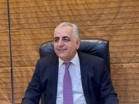 كركي يعلن إصلاحات شاملة: تعزيز التغطية الصحية وزيادات اجتماعية للمضمونين