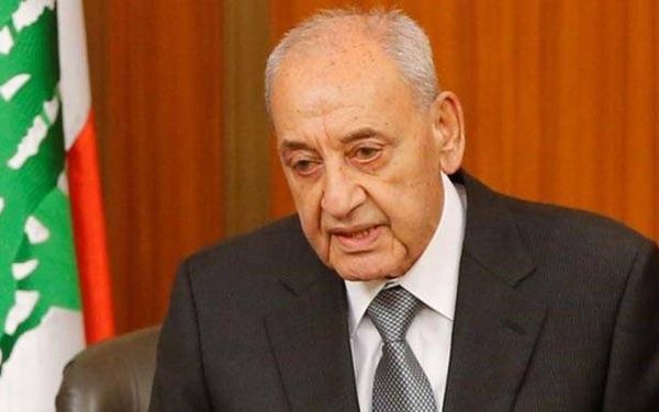 بري والحريري وقعا قانون الموازنة واحالاه الى عون