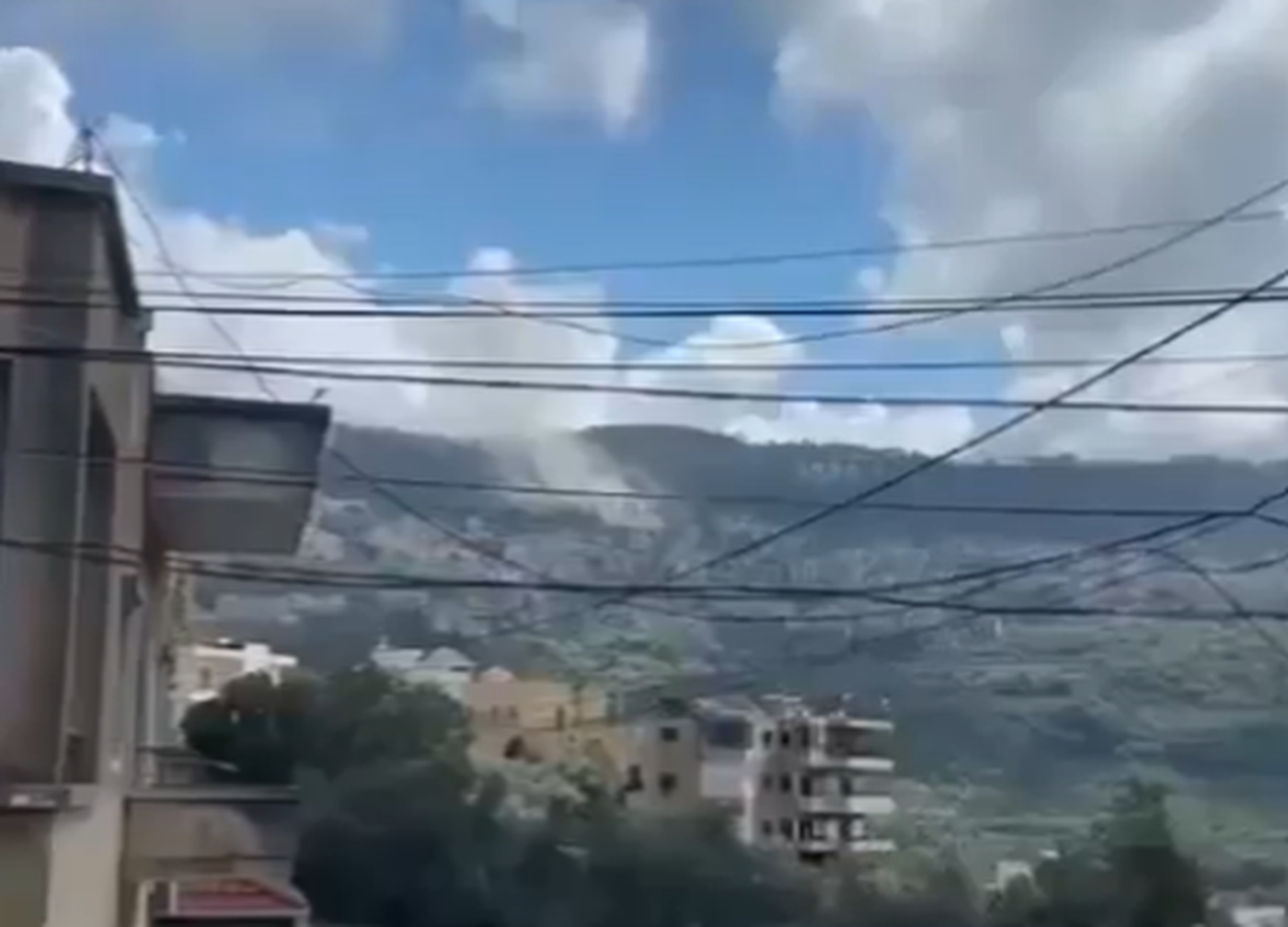 بالفيديو: غارة على القماطية في قضاء عاليه