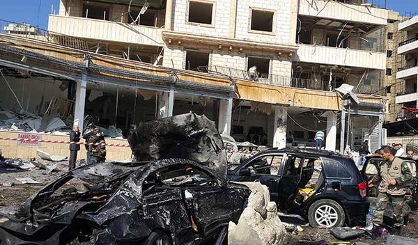 اشتباكات في طرابلس بعد مقتل والد أحد الموقوفين بتفجيري السلام والتقوى ...
توافق سياسي على خطة أمنية في البقاع لضبط المعابر والسيارات المسروقة ...
اجراءات للفصائل الفلسطينية للتصدي للجماعات التكفيرية في المخيمات