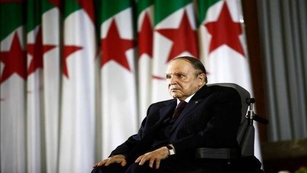 النفط يدفع الجزائر لاستبدال وزيري المالية والطاقة