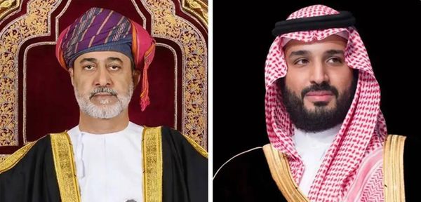 ولي العهد السعودي يبحث مع سلطان عمان التطورات في المنطقة وجهود حفظ استقرارها