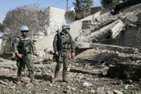 عون الى اسبانيا وهيكل يحمل الى واشنطن ملفات الجيش بعد «جنوبي الليطاني»

وزير الخارجية الفرنسي في بيروت الاسبوع المقبل والملف الابرز مؤتمر باريس

حسم الخيارات للانتخابات النيابية على النار في شباط بعد دعوة الهيئات الناخبة