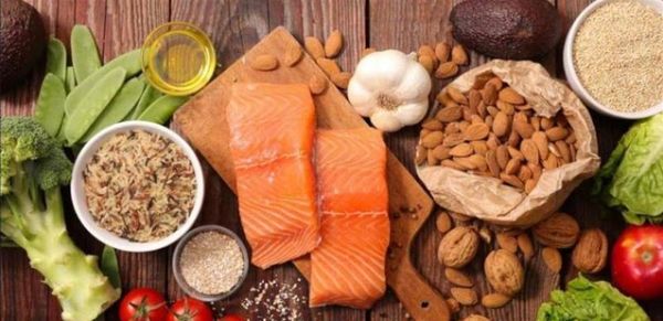 أطعمة تنشّط الذاكرة وتبعد عنك الخَرَف.. تعرّف إليها