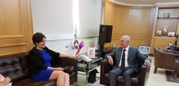 فنيانوس بحث ولامور استعداد الشركات الكندية لدخول لبنان