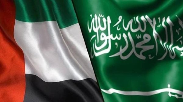 وكالة الأنباء السعودية: وزير الخارجية تلقى اتصالا من نظيره الإماراتي بحثا فيه جهود احتواء التصعيد في المنطقة