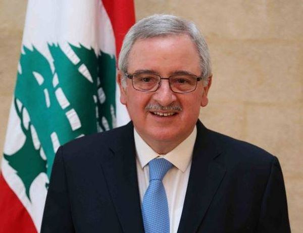أوغاسبيان: لتكن الكوتا النسائية من الأولويات