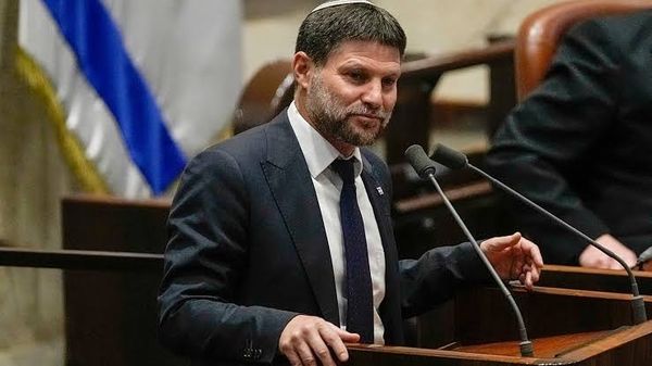 بعد إقرار مستوطنات جديدة.. سموتريتش يطالب بإسقاط السلطة