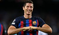 صيام ليفاندوفسكي يقلق برشلونة