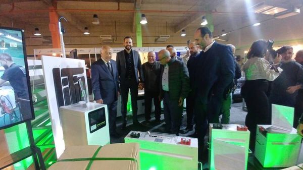 افتتاح معرض 