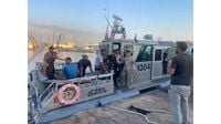 الجيش ينقذ 21 شخصاً من زورق قبالة العبدة... البحث مستمر عن الباقين