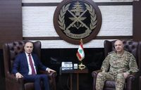 قائد الجيش بحث مع سفير تونس
علاقات التعاون بين جيشيِ البلدين