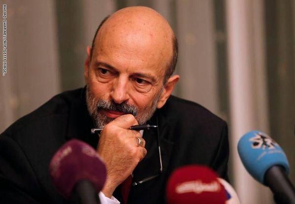 حكومة الأردن: توجه لخفض النفقات العامة وتشكيل لجنة لدراسة وتصنيف منحة قطر بتوفير 10 آلاف وظيفة