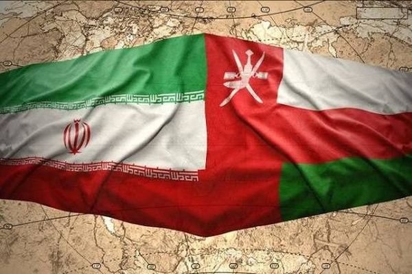 بيان إيراني عماني مشترك: المشاورات ركزت على أهمية استئناف الملاحة عبر مضيق هرمز بما يصون سيادة وحقوق البلدين