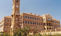 تراجع تأليف الحكومة والعقد دون حل ...
الجميل : المصلحة المسيحية ليست ببرميل نفط ...
اوساط سلام : الحديث عن الحيادية ليس جدياً