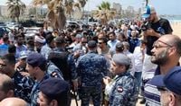 مواجهة عند شاطئ صيدا بين مؤيدي لباس البحر ومعارضيه... نصار: ما حصل مرفوض وسأتحرك