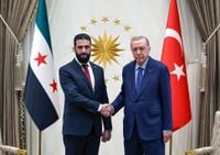 اردوغان يدفع الشرع للتطبيع... فما هو الموقف السعودي؟