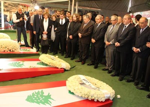 في ذكرى أسبوع الشهيد محمد شطح
أحمد الحريري: لبنان لن يبقى محتلاً
من سلاح يخطف مستقبل اللبنانيين