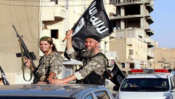 تدمير أهم منشآت "داعش" بضربة جوية جنوب الموصل