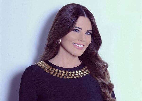 صدور كتاب في الولايات المتحدة عن تكريم أسماء لبنانية مضيئة منى ابو حمزة نموذجاََ