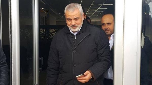 هنية في القاهرة لبحث وقف إطلاق النار وتبادل الأسرى