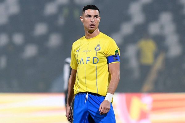 أول تعليق من رونالدو بعد عقوبة الدوري السعودي
