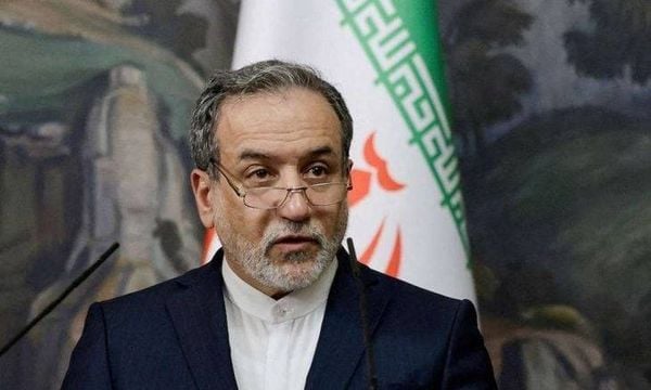 عراقجي يتوعد: رد مؤلم بانتظار 