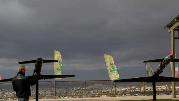 بعد أوكرانيا... هل يعتمد حزب الله تكتيكًا جديدًا لاستهداف منصات الغاز الإسرائيلية؟