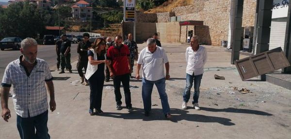 قائمقام بشري اطلعت على اضرار الحريق في حدث الجبة